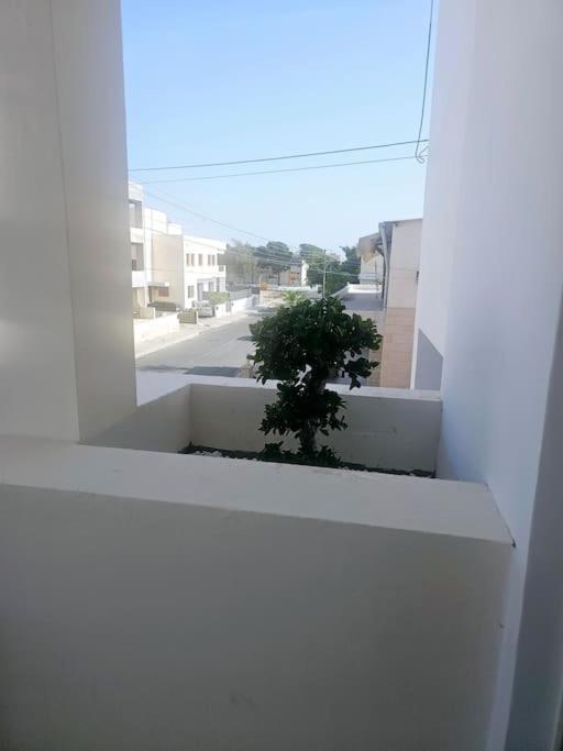 Deluxe Apartment Paphos Ngoại thất bức ảnh